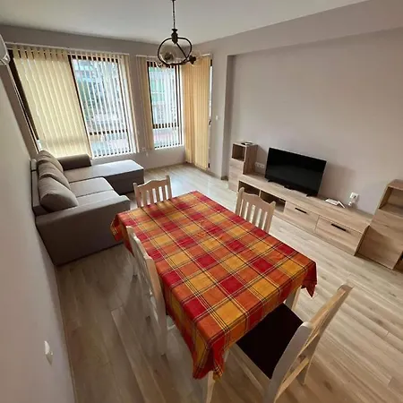 Mihaela - 2 Apartment
