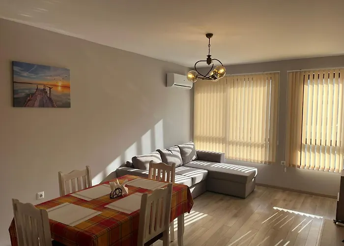 Mihaela - 2 Apartment